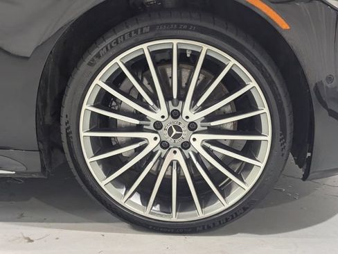 Used 2023 Mercedes-Benz S 500 4MATIC w/ AMG Line image 29