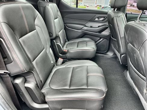 Used 2023 Chevrolet Traverse RS AWD/4WD image 28