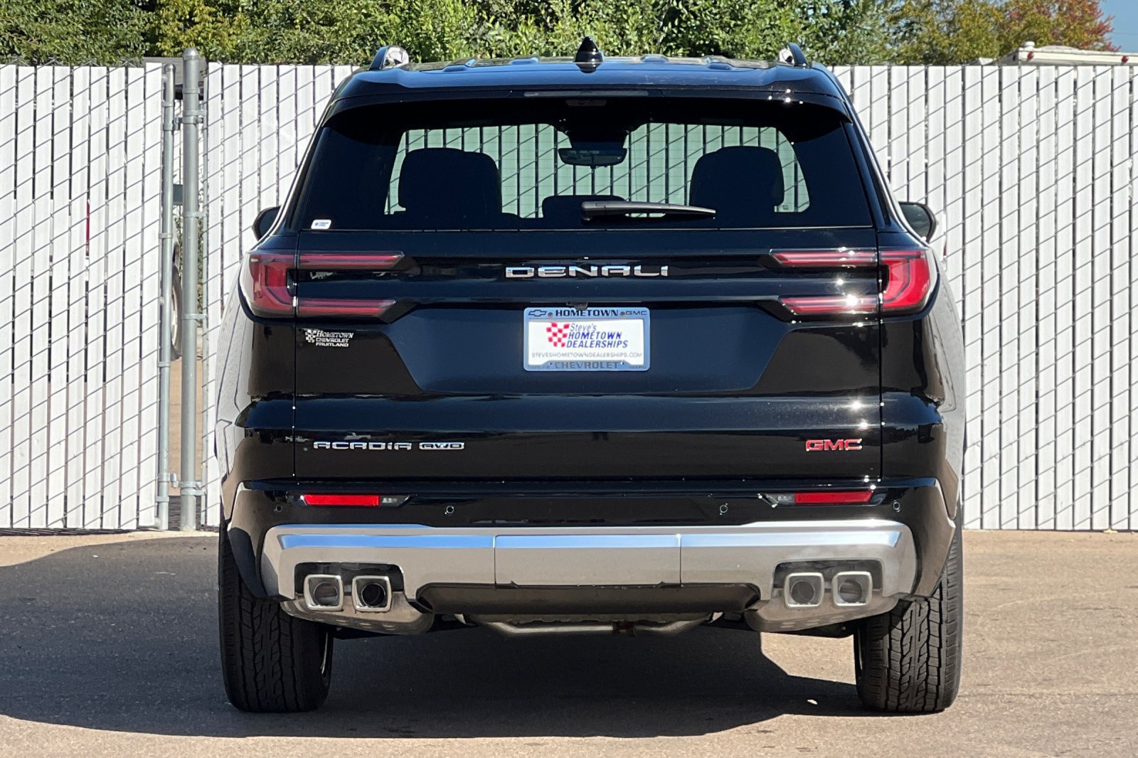 New 2027 GMC Acadia Denali w/ Denali Reserve Package AWD/4WD image 5