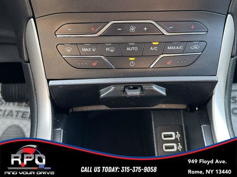Used 2020 Ford Edge SEL w/ Cold Weather Package AWD/4WD image 23