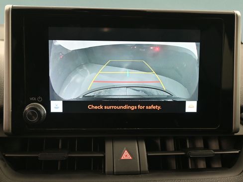 Used 2024 Toyota RAV4 XLE AWD/4WD image 28