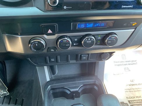 Used 2022 Toyota Tacoma SR AWD/4WD image 22