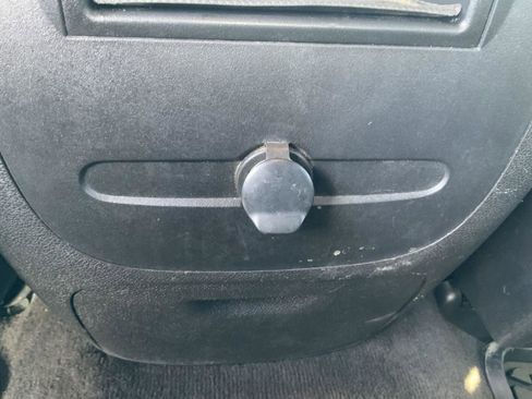 Used 2014 GMC Sierra 2500 SLT w/ SLT Convenience Package image 52