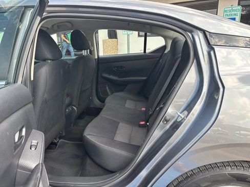 Used 2024 Nissan Sentra SV FWD image 17