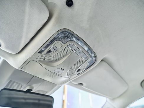 Used 2021 Mercedes-Benz Metris Passenger w/ Premium Safety Package image 55