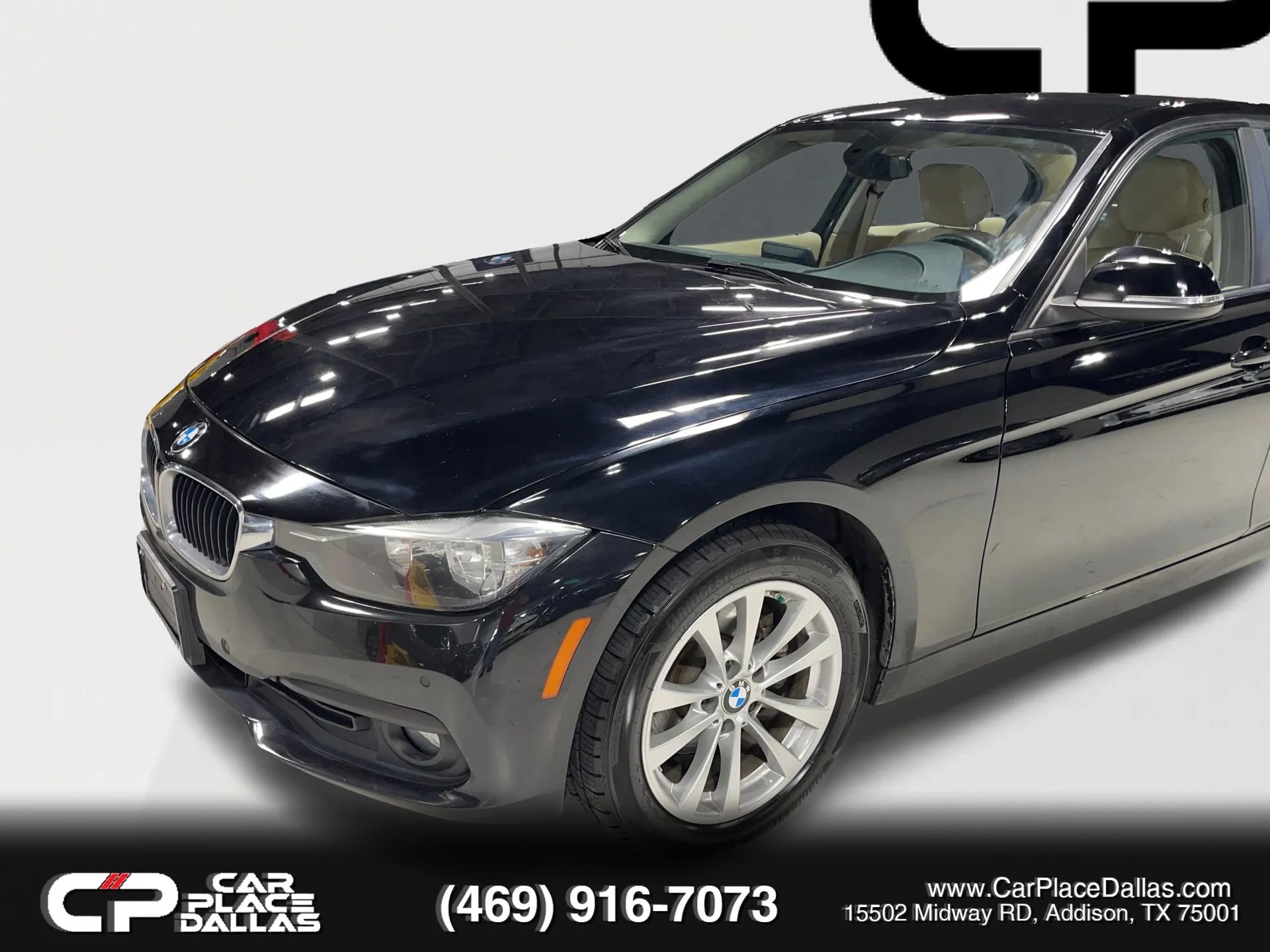 Used 2016 BMW 320i Sedan RWD image 4