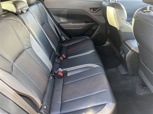 Certified 2025 Subaru Crosstrek 2.5i Limited w/ Popular Package #3A image 10