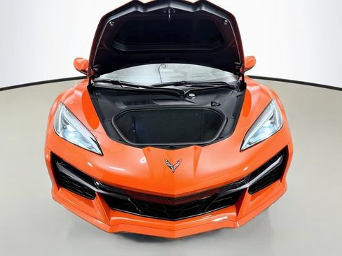 Used 2025 Chevrolet Corvette Z06 RWD image 27