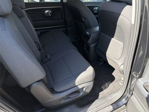 New 2026 Hyundai Ioniq 9 SE image 15