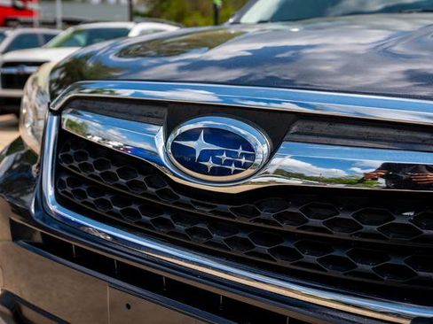 Used 2016 Subaru Forester 2.5i Limited image 13