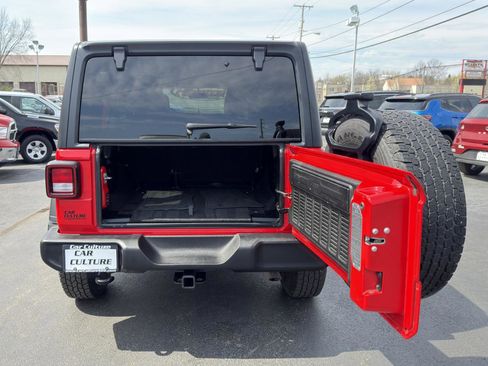 Used 2018 Jeep Wrangler Unlimited Sport image 61