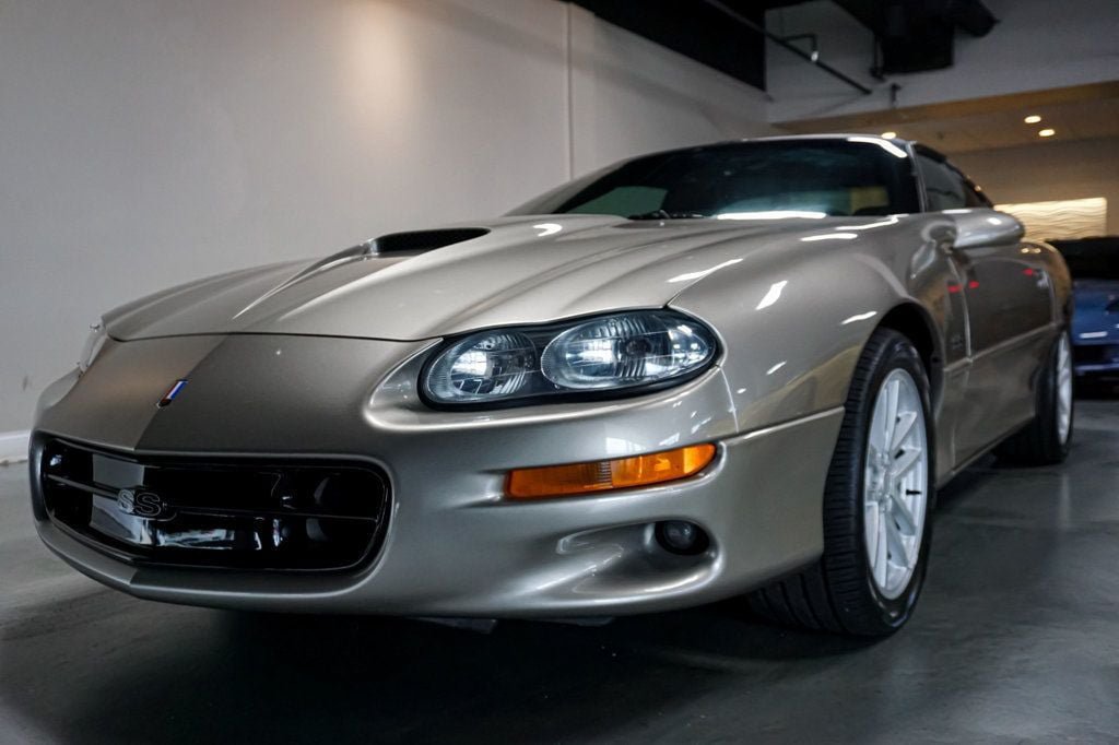 Used 2002 Chevrolet Camaro Z28 w/ SS Performance/Appearance Pkg RWD image 38