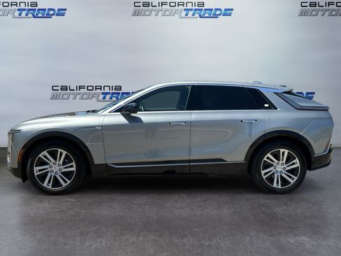 Used 2024 Cadillac Lyriq Tech RWD image 8