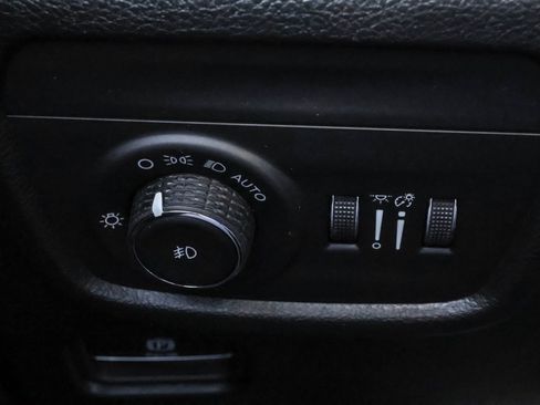 New 2025 Jeep Grand Cherokee Limited w/ Black Appearance Package image 27