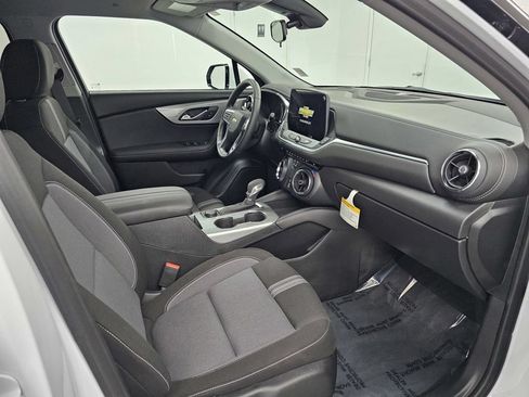 Used 2026 Chevrolet Blazer LT FWD image 24
