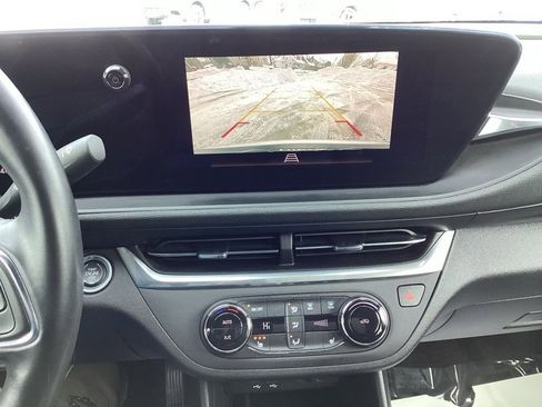 Used 2024 Buick Envista Preferred w/ Convenience I Package image 28