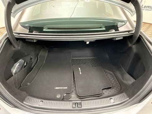 Used 2018 Mercedes-Benz E 63 AMG S image 27