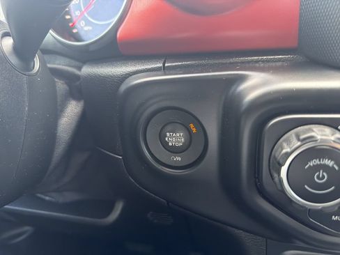 Used 2020 Jeep Gladiator Rubicon AWD/4WD image 28