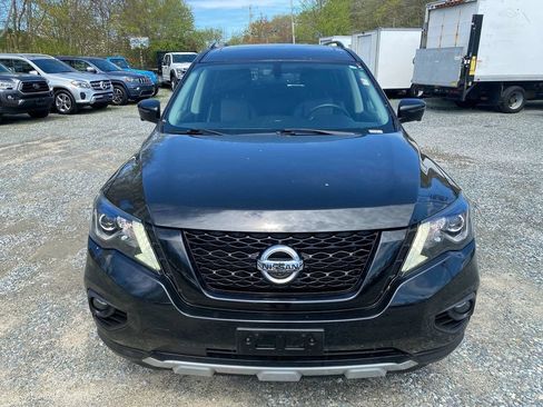 Used 2020 Nissan Pathfinder SL AWD/4WD image 3