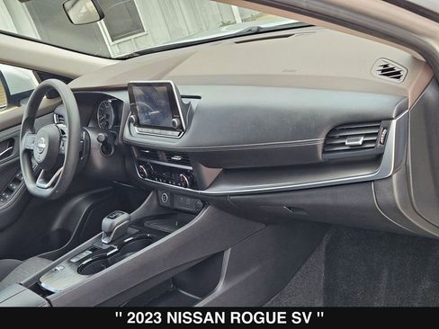 Used 2023 Nissan Rogue SV FWD image 28
