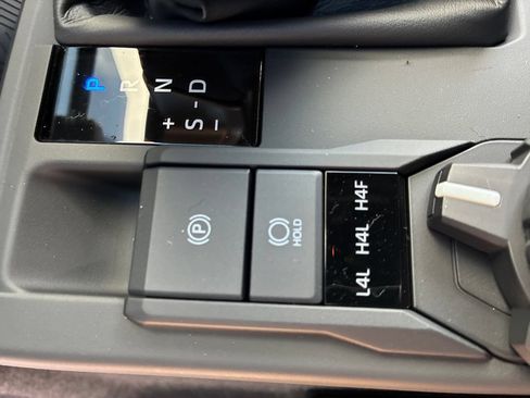 New 2026 Toyota 4Runner Limited AWD/4WD image 39