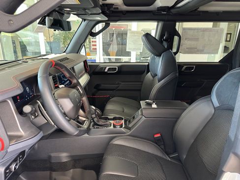 Used 2026 Ford Bronco Raptor AWD/4WD image 17