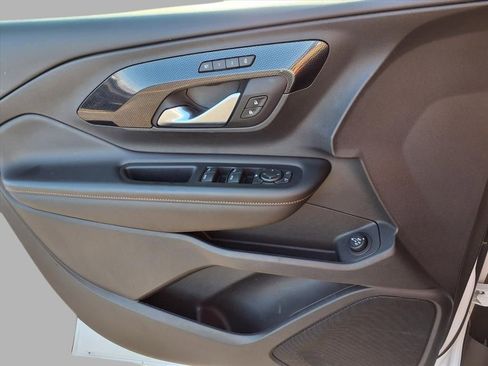 Used 2022 GMC Terrain AT4 image 18