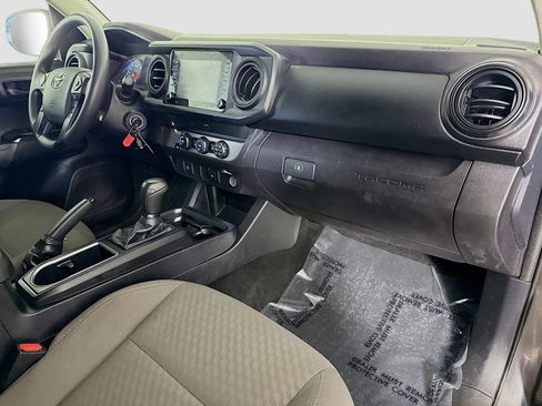 Used 2020 Toyota Tacoma SR image 28