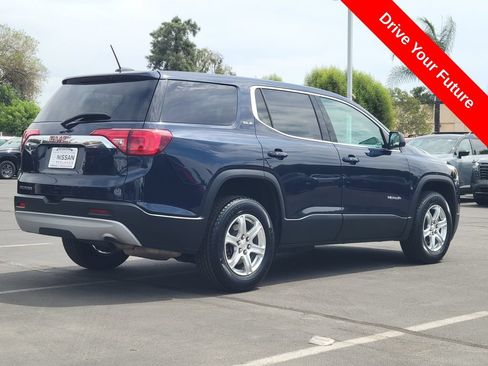 Used 2017 GMC Acadia SLE FWD image 3