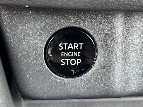 Used 2025 Nissan Rogue SL w/ Tech Package AWD/4WD image 30