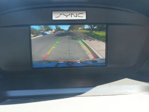 Used 2017 Ford Escape SE FWD image 21
