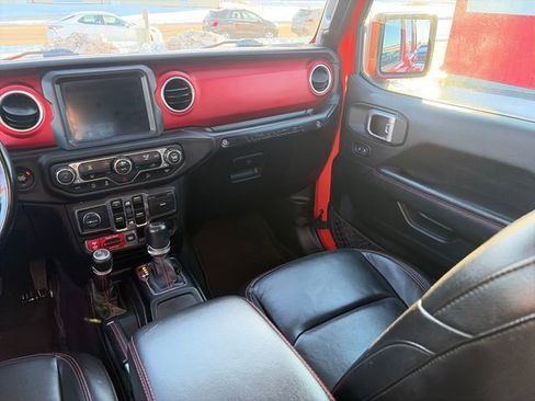 Used 2020 Jeep Wrangler Unlimited Rubicon AWD/4WD image 31