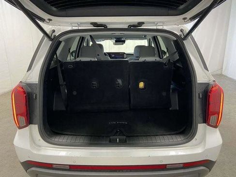 Used 2023 Hyundai Palisade SEL w/ Cargo Package image 11