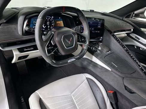 Used 2023 Chevrolet Corvette Z06 RWD image 10