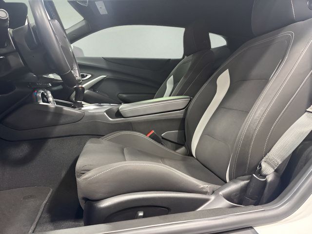 Used 2023 Chevrolet Camaro SS RWD image 11