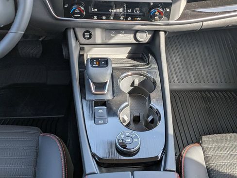 New 2026 Nissan Rogue SV AWD/4WD image 19