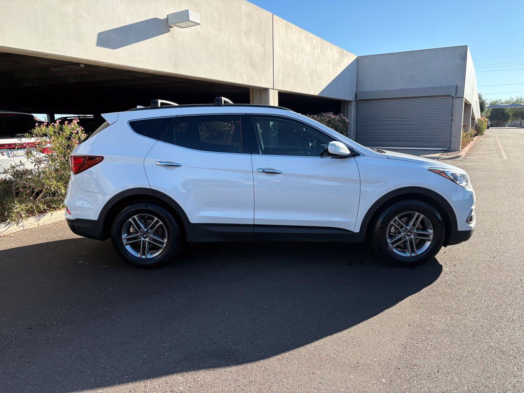 Used 2018 Hyundai Santa Fe Sport w/ 2.4L Tech Package 04 FWD image 5