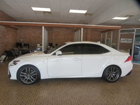 Used 2020 Lexus IS 300 F Sport w/ F Sport Package RWD image 81
