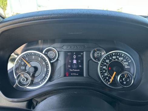 Used 2021 RAM 1500 Big Horn AWD/4WD image 12