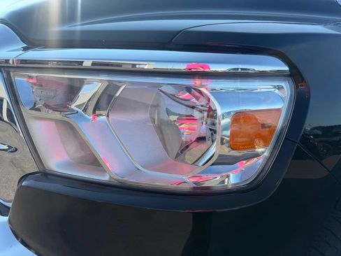 Used 2019 RAM 1500 Big Horn RWD image 11