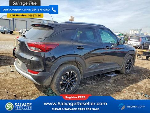 Used 2021 Chevrolet TrailBlazer LT w/ Premium Seating Package image 4