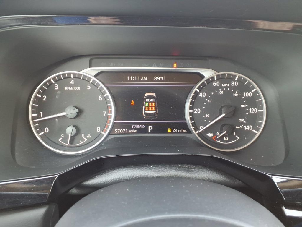 Used 2024 Nissan Pathfinder SV FWD image 18