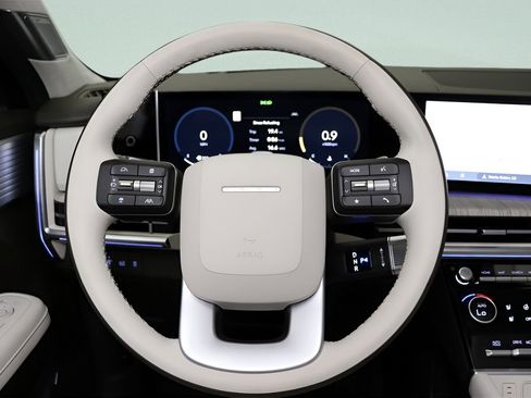 Certified 2025 Hyundai Santa Fe Calligraphy image 14