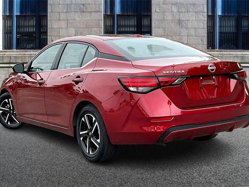 Used 2024 Nissan Sentra SV image 10