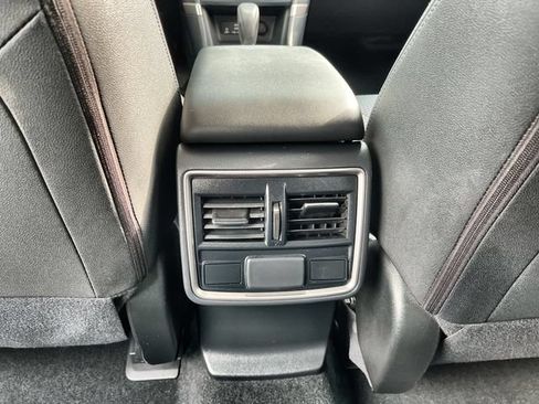 Used 2019 Subaru Forester Premium w/ All-Weather Package AWD/4WD image 24