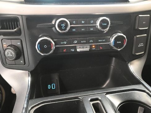 Used 2022 Ford F150 XLT w/ Equipment Group 302A High AWD/4WD image 9