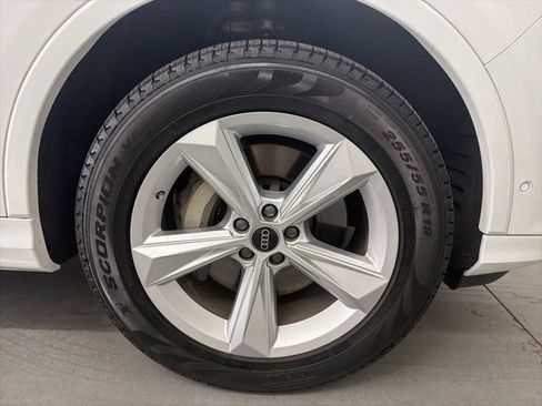 Used 2023 Audi Q7 2.0T Premium Plus AWD/4WD image 9
