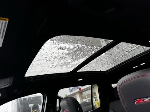 New 2026 Chevrolet Traverse Z71 w/ Enhanced Driving Package image 6