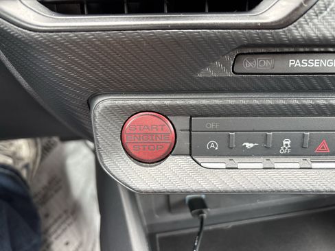 Certified 2025 Ford Mustang Coupe RWD image 19