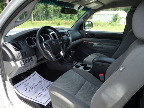 Used 2012 Toyota Tacoma 4x4 Access Cab SR5 image 10